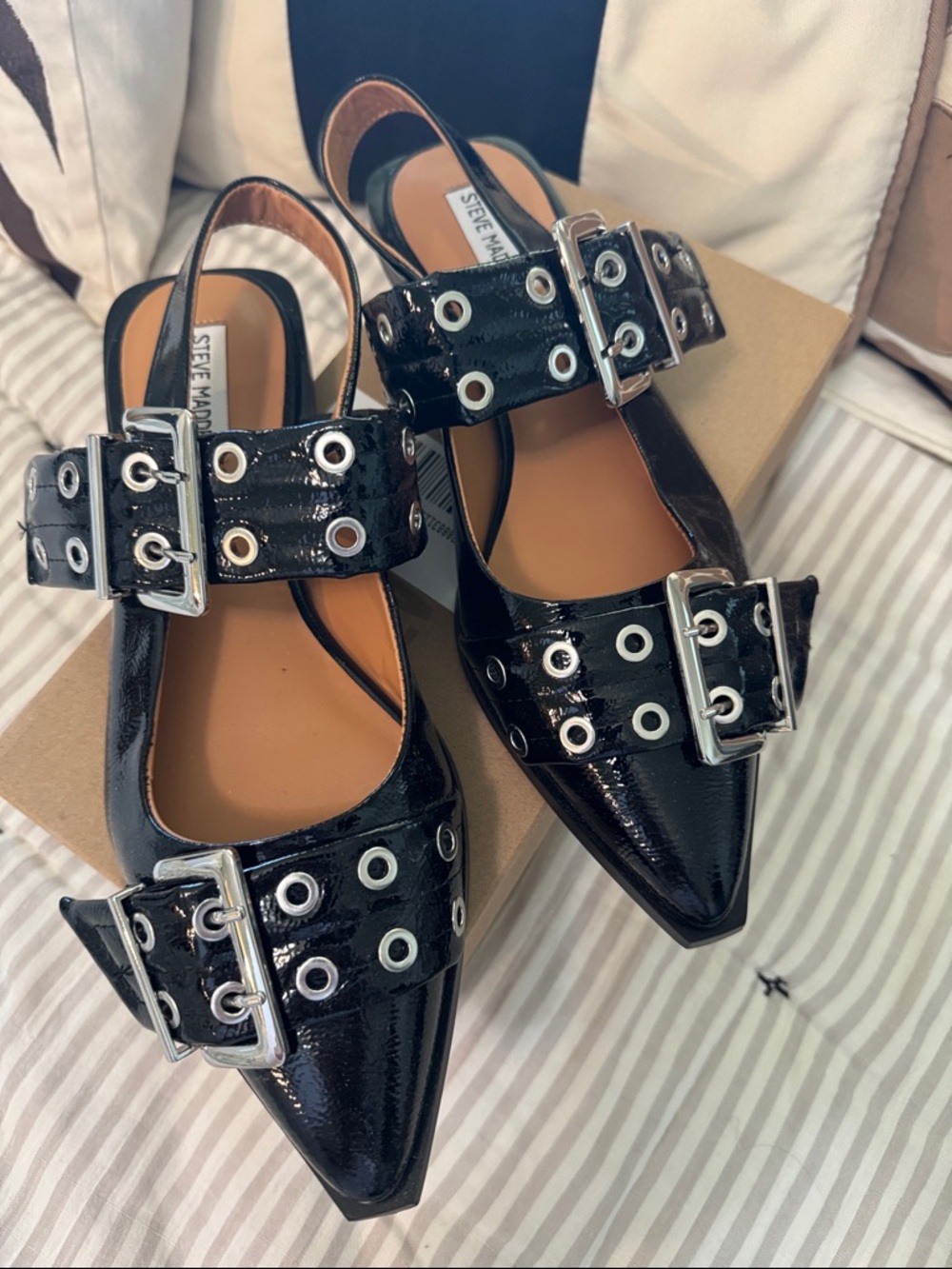 Steve Madden Black Patent Pointed Slingback Mules with Grommet Buckles - 11M